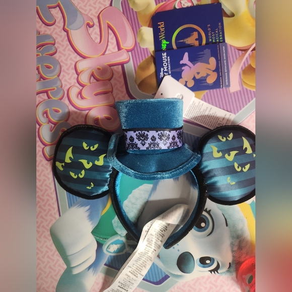 Loungefly X Disney Mickey Mouse Main Attraction (MMMA) Haunted Mansion GITD - Picture 3 of 4